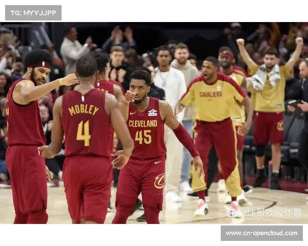 热火三连胜期间防守效率跃居联盟前五,巴特勒阿德巴约双核驱动 热火三连胜期间防守效率跃居联盟前五,巴特勒阿德巴约双核驱动